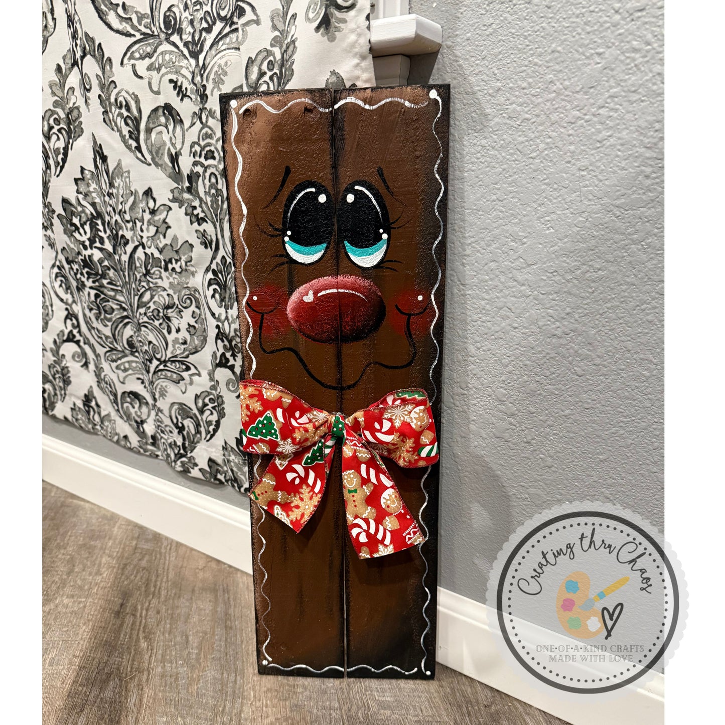 Pallet Gingerbread Leaner