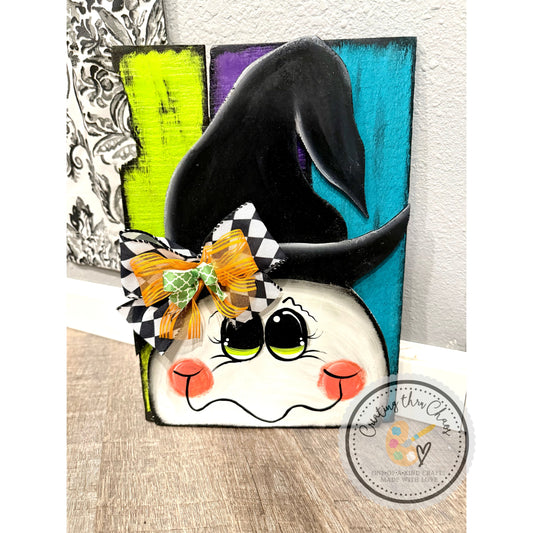 Pallet Witchy Ghost